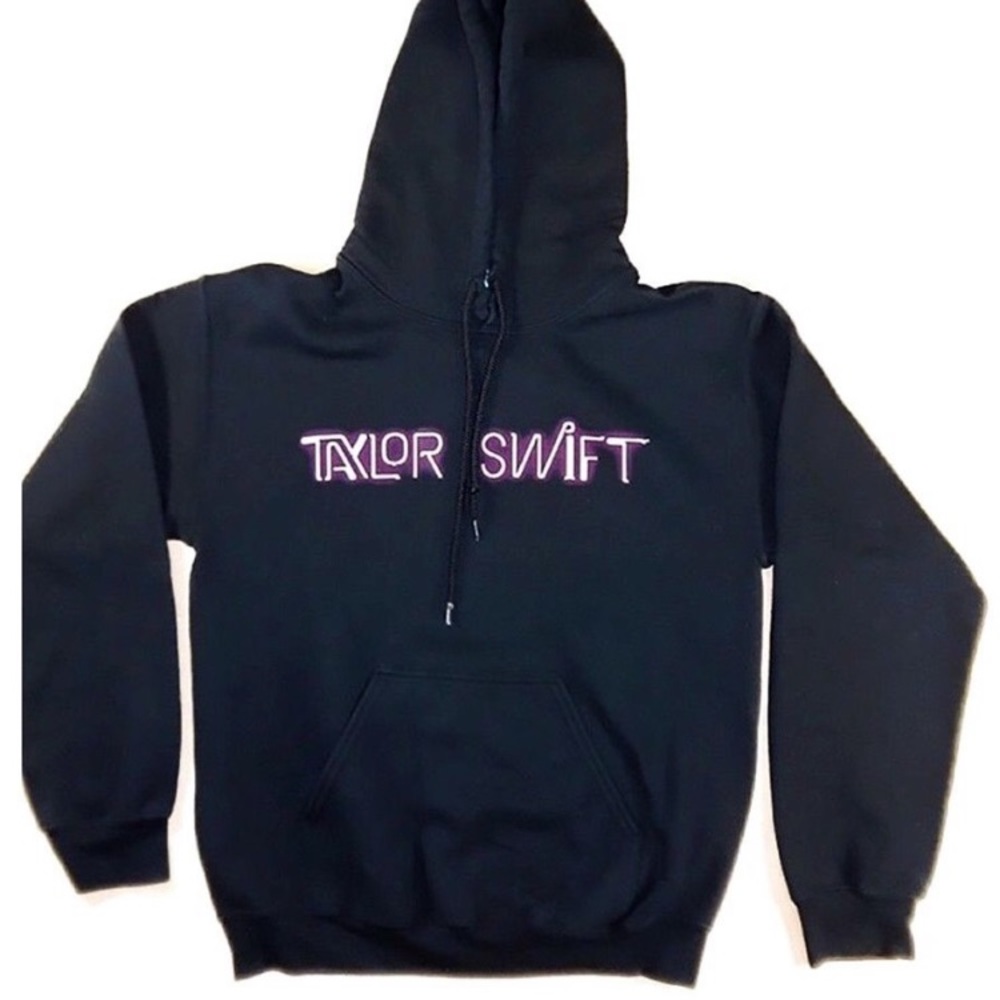 Taylor Swift 1989 tour sweatshirt